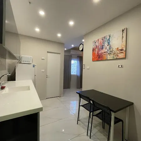 Hotel Rothschild 79 Petach Tikva Esterno foto